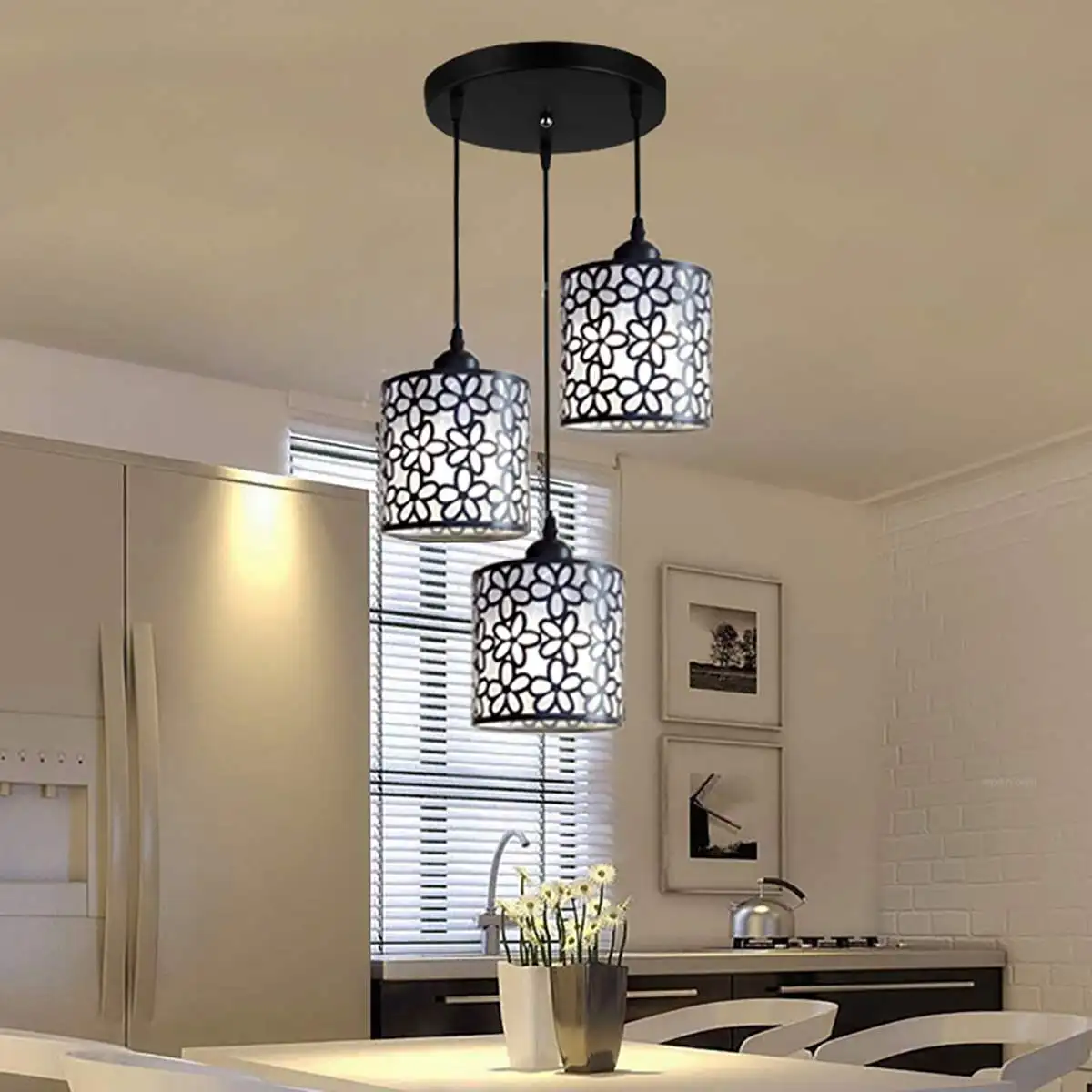 Modern Nordic Pendant Lights Fixtures iron Hollow Out Chandelier Pendant Lamp Home Decoration for Dining Room Bedroom Shop Bar
Modern Nordic Pendant Lights Fixtures iron Hollow Out Chandelier Pendant Lamp Home Decoration for Dining Room Bedroom Shop Bar