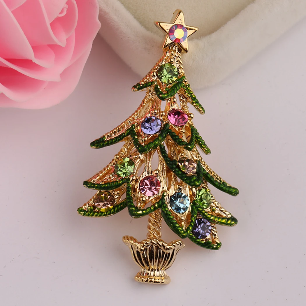 Rhinestone Christmas Tree Pendants Brooch Women Girl Brooch Pins Home Decoration New Year gift Accessories
Rhinestone Christmas Tree Pendants Brooch Women Girl Brooch Pins Home Decoration New Year gift Accessories