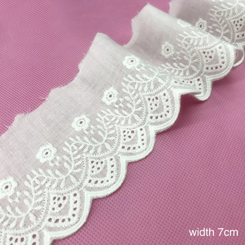 14yards White Embroidery lace trims lace ribbon Cotton cloth lace Fabric handmade DIY garment sewing hemline clothing accessorie
14yards White Embroidery lace trims lace ribbon Cotton cloth lace Fabric handmade DIY garment sewing hemline clothing accessorie