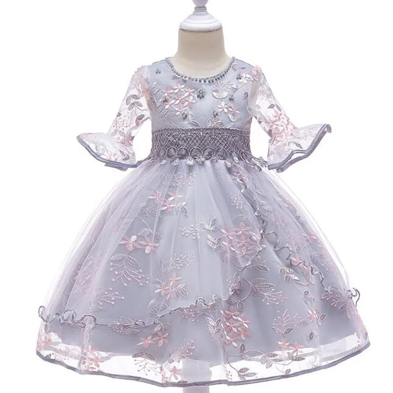 Fancy Kids Tulle Dress for Girls Embroidery Ball Gown Baby Flower Children Girl Princess Dresses Wedding Party Costumes
Fancy Kids Tulle Dress for Girls Embroidery Ball Gown Baby Flower Children Girl Princess Dresses Wedding Party Costumes
