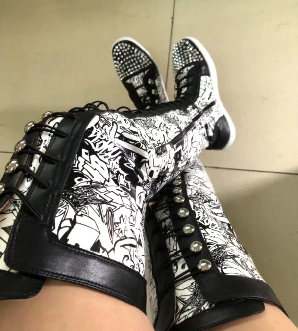 Metal Rivets Studs Lace-up Thigh High Boots Women Rond Toe Low Flat Heels Casual Shoes Boots Lady Zipper Mixed Color Long Boots
Metal Rivets Studs Lace-up Thigh High Boots Women Rond Toe Low Flat Heels Casual Shoes Boots Lady Zipper Mixed Color Long Boots
