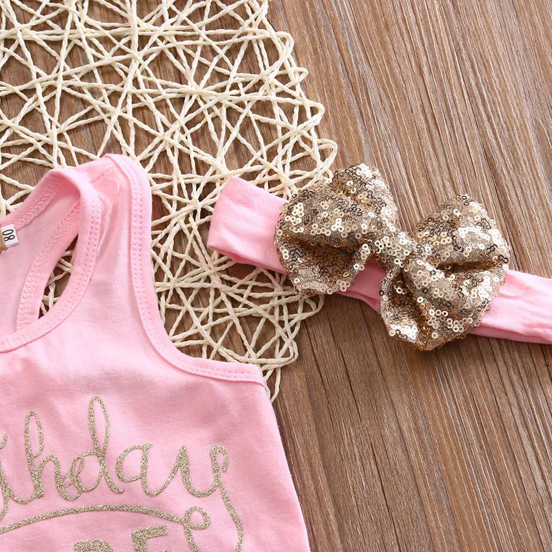Fashion Cute 0-24M Newborn Baby Girls Clothes Sleeveless O-Neck Pullover Letter Pink Vest Tops Sequins Shorts Headband 3PCS Set
Fashion Cute 0-24M Newborn Baby Girls Clothes Sleeveless O-Neck Pullover Letter Pink Vest Tops Sequins Shorts Headband 3PCS Set