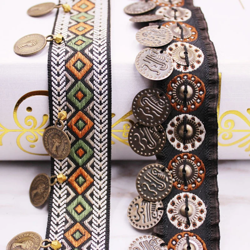 Ethnic Polyester Lace Trim With Copper Decoration Vintage Fabric Ribbon Sewing Crafts Accessory Embellishment 20/25 mm 0.9m 1 PC
Ethnic Polyester Lace Trim With Copper Decoration Vintage Fabric Ribbon Sewing Crafts Accessory Embellishment 20/25 mm 0.9m 1 PC
