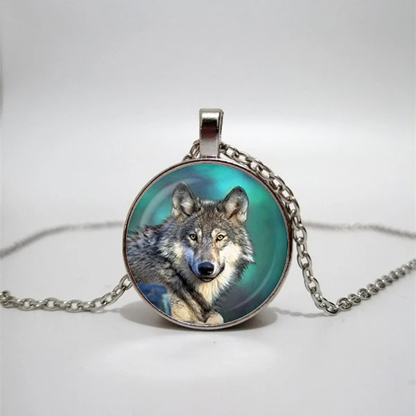 Retro Wolf Pendant Necklace Silver Plated Glass Round Necklace, Wolf Totem Pattern Glass Necklace, Men and Women Necklace
Retro Wolf Pendant Necklace Silver Plated Glass Round Necklace, Wolf Totem Pattern Glass Necklace, Men and Women Necklace