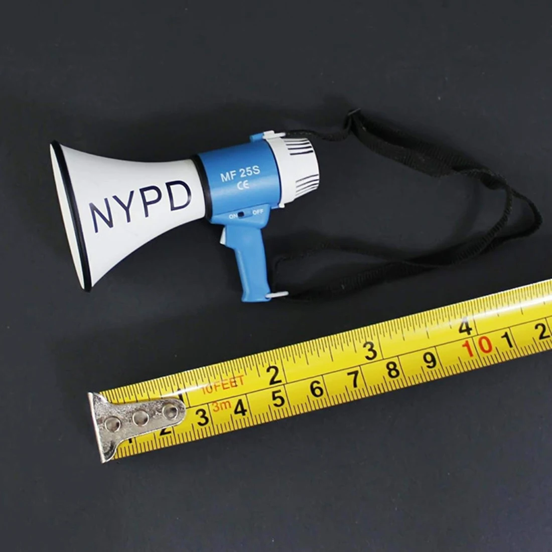 1:6 Scale Loudspeaker Trumpet Megaphone for Action Figure Soldier Model Action Figures Toy Accessory
1:6 Scale Loudspeaker Trumpet Megaphone for Action Figure Soldier Model Action Figures Toy Accessory