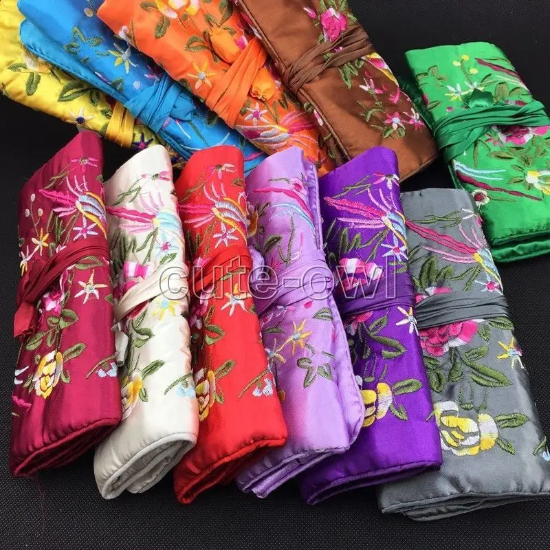 5pcs Fashion Chinese Style Handmade Silk Embroidered Jewelry roll Bags Pouch for Traveling
5pcs Fashion Chinese Style Handmade Silk Embroidered Jewelry roll Bags Pouch for Traveling
