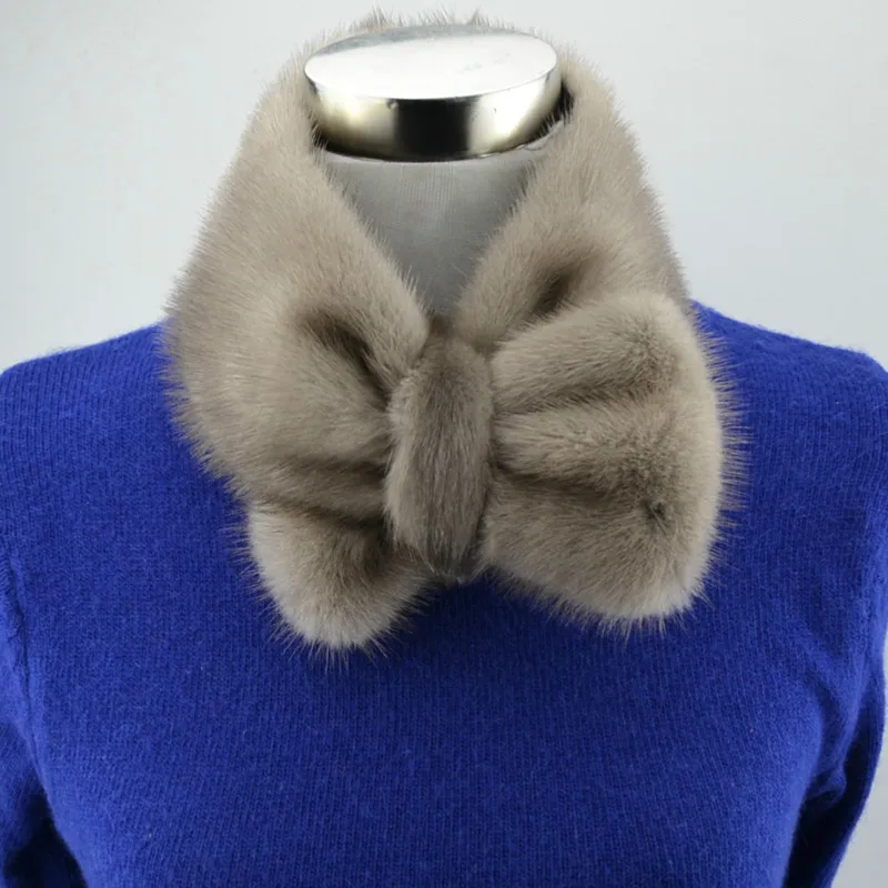 Real mink fur Bow tie women collar ladies neck ring fashion new design solid white black color scarf T11
Real mink fur Bow tie women collar ladies neck ring fashion new design solid white black color scarf T11