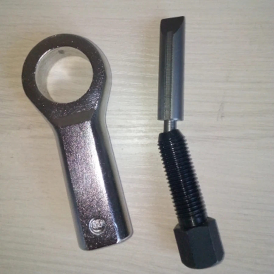 1Piece Heavy Duty Rust Resistant Damaged Nut Splitter Remover Rusty Nut Splitter Spanner Remove Cutter Tool Steel Wrench Hex
1Piece Heavy Duty Rust Resistant Damaged Nut Splitter Remover Rusty Nut Splitter Spanner Remove Cutter Tool Steel Wrench Hex