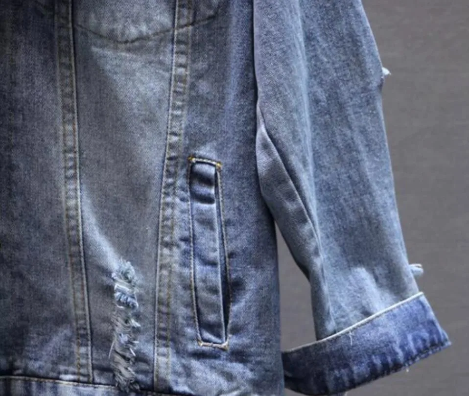 Pearls frayed hole denim jacket women long sleeve fashion jeans jackets 2020 autumn new arrival
Pearls frayed hole denim jacket women long sleeve fashion jeans jackets 2020 autumn new arrival