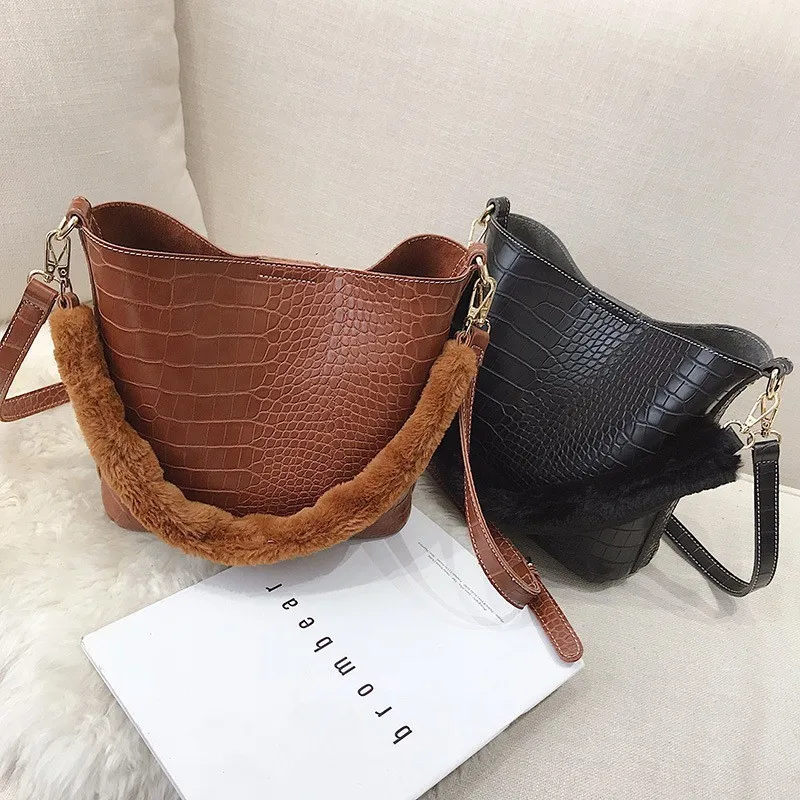 Composite Bags For Women 2pcs Purse And Handbags Warm Handles Casual Totes Shoulder Bags Handbags Female Crossbody Bags
Composite Bags For Women 2pcs Purse And Handbags Warm Handles Casual Totes Shoulder Bags Handbags Female Crossbody Bags