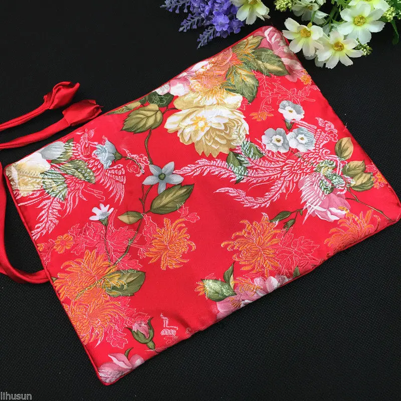 Wholesale 20pcs Chinese Handmade Vintage Silk Jewelry Rolls/Wallet/Purse Gift Bag for Traveling
Wholesale 20pcs Chinese Handmade Vintage Silk Jewelry Rolls/Wallet/Purse Gift Bag for Traveling