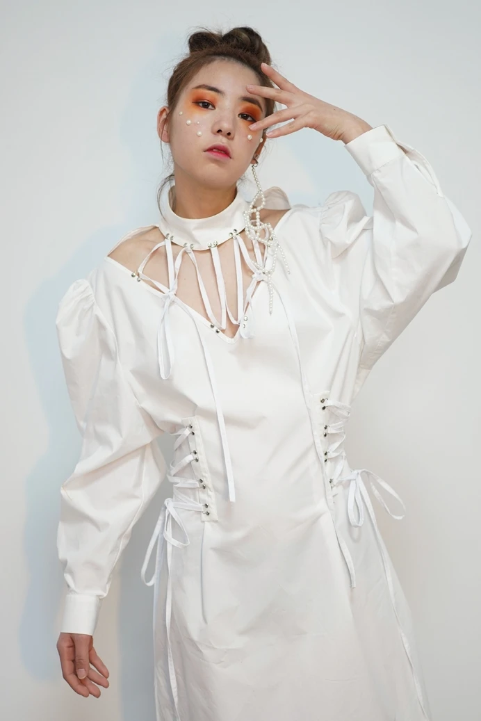 SuperAen New 2019 Spring Women Solid Color Cotton Fashion Dress Female Europe Long Sleeve Hollow Women Clothing
SuperAen New 2019 Spring Women Solid Color Cotton Fashion Dress Female Europe Long Sleeve Hollow Women Clothing