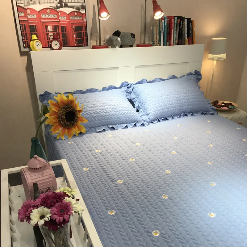 17 Colors Quilt Brief Korea Washed Cotton White Quilted Bed Cover + 2 Pillow Cases Summer Bed Cover Aircondition Blankets
17 Colors Quilt Brief Korea Washed Cotton White Quilted Bed Cover + 2 Pillow Cases Summer Bed Cover Aircondition Blankets
