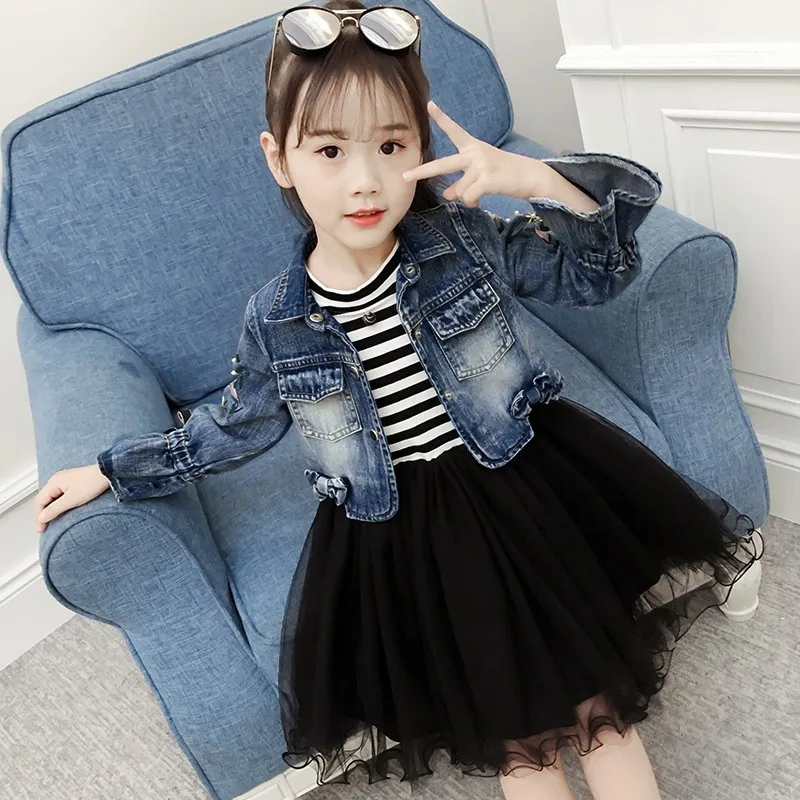 Girls 2 Pcs Clothing Kids Petal Sleeve Embroidery Floral Denim Jackets & Striped Mesh Patchwork Dresses Clothes Children Sets
Girls 2 Pcs Clothing Kids Petal Sleeve Embroidery Floral Denim Jackets & Striped Mesh Patchwork Dresses Clothes Children Sets