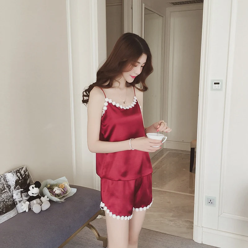 New Sexy Women Sleepwear Silk Pajamas Set Two Piece Sleepwear Set Lady's Nightwear Comfortable Soft Home Wear Lingerie
New Sexy Women Sleepwear Silk Pajamas Set Two Piece Sleepwear Set Lady's Nightwear Comfortable Soft Home Wear Lingerie