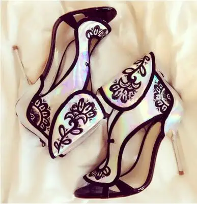 Newest Style Women Laser Flower Embroider Open Toe Sandals Summer Hollow Out Back Zipper High Heel Party Dress Shoes Plue Size
Newest Style Women Laser Flower Embroider Open Toe Sandals Summer Hollow Out Back Zipper High Heel Party Dress Shoes Plue Size