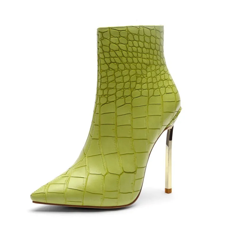 2019 autumn and winter new pointed high-heeled green ankle boots fashion women's boots Zipper Shoes
2019 autumn and winter new pointed high-heeled green ankle boots fashion women's boots Zipper Shoes