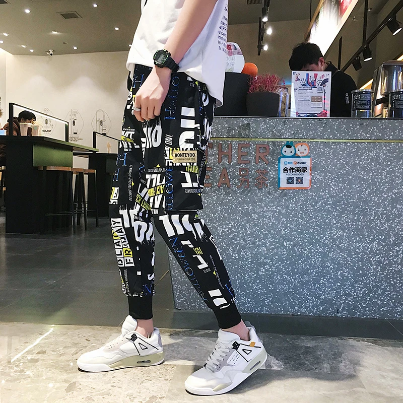 New Spring and summer Tide Fashion Haren Motion Leisure Overalls Male Trend Nine Part Pants streetwear hip hop Free shipping
New Spring and summer Tide Fashion Haren Motion Leisure Overalls Male Trend Nine Part Pants streetwear hip hop Free shipping