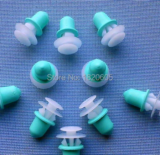 100x Door Moulding Retainer Fender Wheel Opening Molding Clip For Volkswagen Golf 2, 3 Vento Passat 3 191-853-585-A
100x Door Moulding Retainer Fender Wheel Opening Molding Clip For Volkswagen Golf 2, 3 Vento Passat 3 191-853-585-A