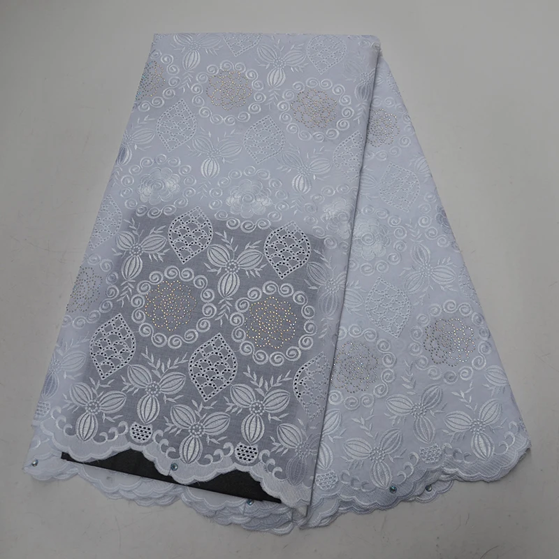 2019 Swiss voile lace in Switzerland high quality white embroidered stones women men french cord African dry Korean lace fabric
2019 Swiss voile lace in Switzerland high quality white embroidered stones women men french cord African dry Korean lace fabric