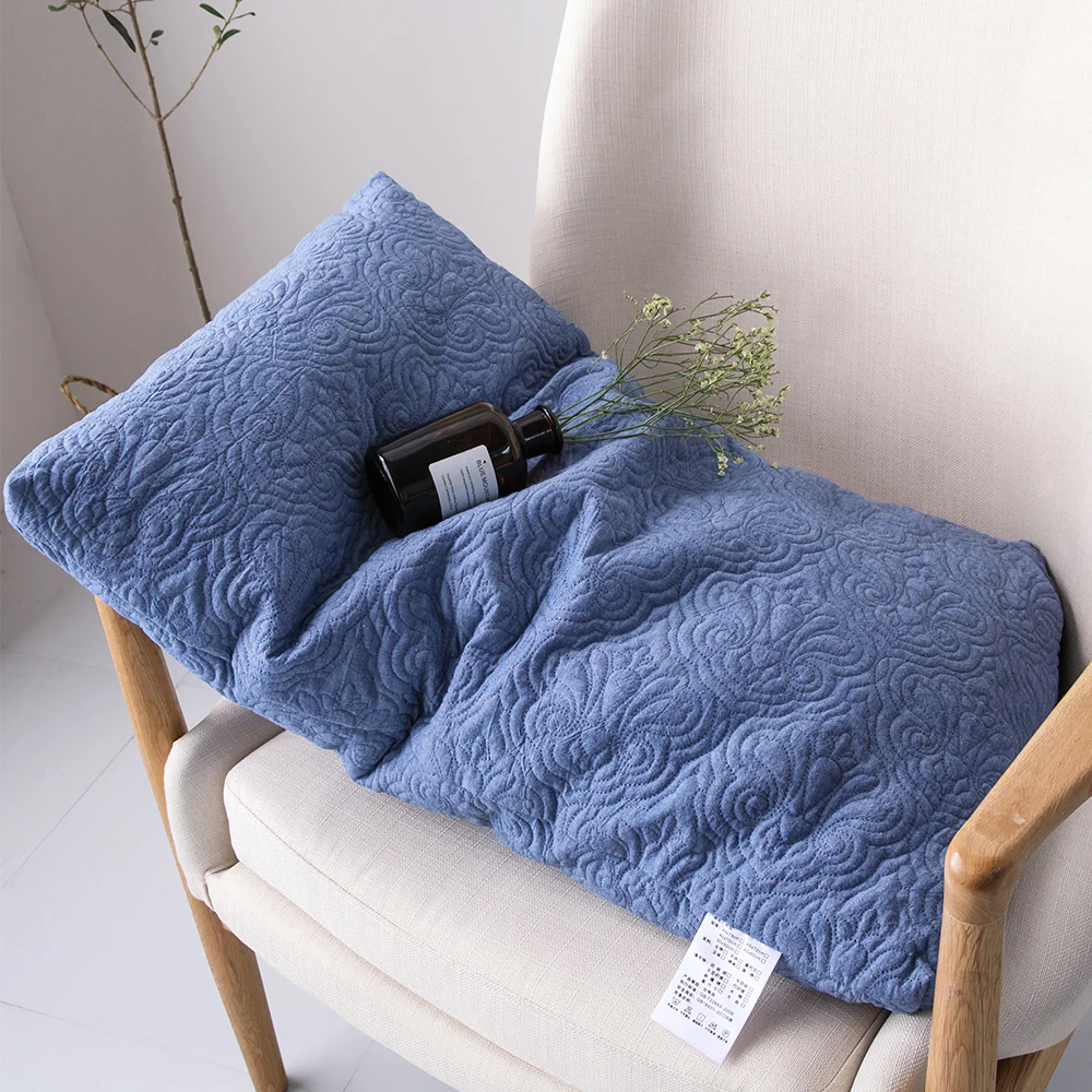 Nordic Style Design Removable Pillow Royal Blue Pillow 2PCS Cotton 650 Fill Power Bedding Sets My Pillow 2019 3D Neck Protection
Nordic Style Design Removable Pillow Royal Blue Pillow 2PCS Cotton 650 Fill Power Bedding Sets My Pillow 2019 3D Neck Protection