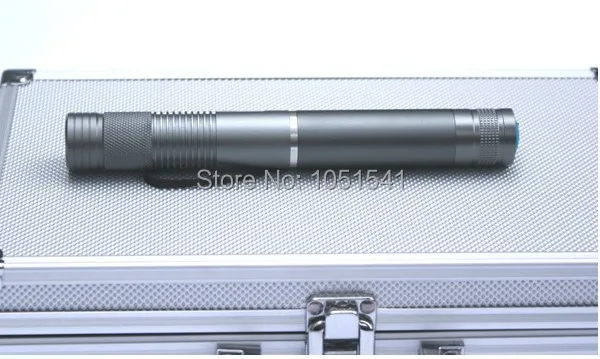 AAA High Power Military 1000000m 100W Blue Laser Pointers 450nm Flashlight light Burning Match Dry Wood Burn Cigarettes Hunting
AAA High Power Military 1000000m 100W Blue Laser Pointers 450nm Flashlight light Burning Match Dry Wood Burn Cigarettes Hunting