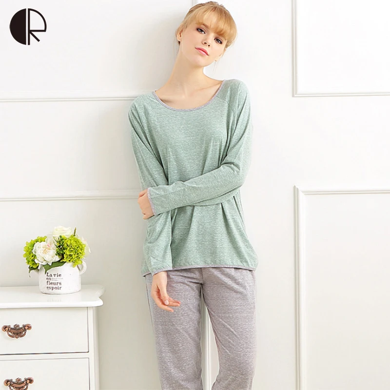 2017 New Spring Aurumn Ladies Casual Home Clothing Women Cotton Solid Pajamas Set O-Neck Sleepwear Lounge Suit Free Shipping
2017 New Spring Aurumn Ladies Casual Home Clothing Women Cotton Solid Pajamas Set O-Neck Sleepwear Lounge Suit Free Shipping