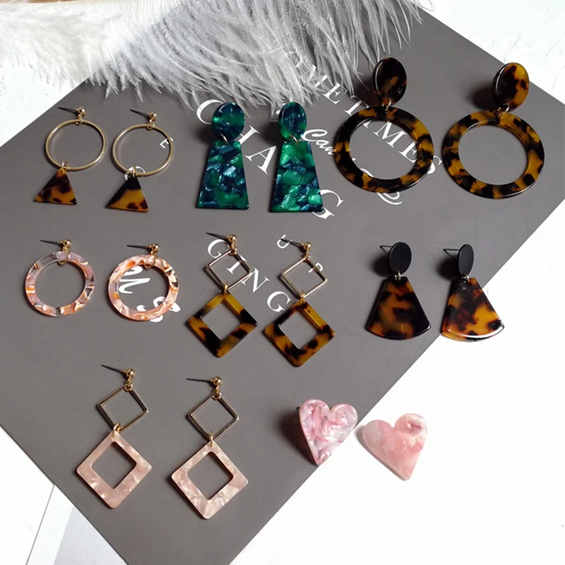 Fashion Leopard Earrings Acetate Earrings Atmosphere Exaggerated Edition Geometric Round Brown Acrylic Earrings
Fashion Leopard Earrings Acetate Earrings Atmosphere Exaggerated Edition Geometric Round Brown Acrylic Earrings
