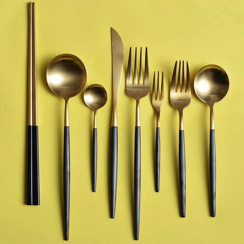 2019 Stainless Steel Black Gold Cutlery Set Fork Spoon Knife Christmas Dinnerware Set For Wedding Gift Tableware Dropshipping
2019 Stainless Steel Black Gold Cutlery Set Fork Spoon Knife Christmas Dinnerware Set For Wedding Gift Tableware Dropshipping