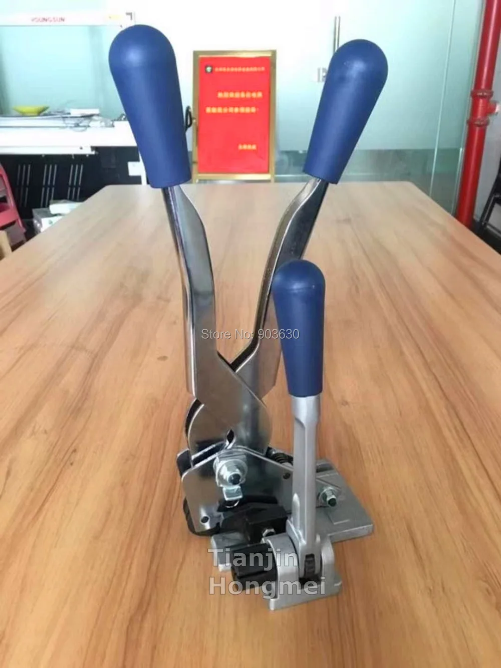 Multifunction Strapping Tool 3-in-1 Sealer Tensioner Cutter,Manual Banding Tool, Efficient Poly Strapping Tool for 1/2" Width
Multifunction Strapping Tool 3-in-1 Sealer Tensioner Cutter,Manual Banding Tool, Efficient Poly Strapping Tool for 1/2" Width