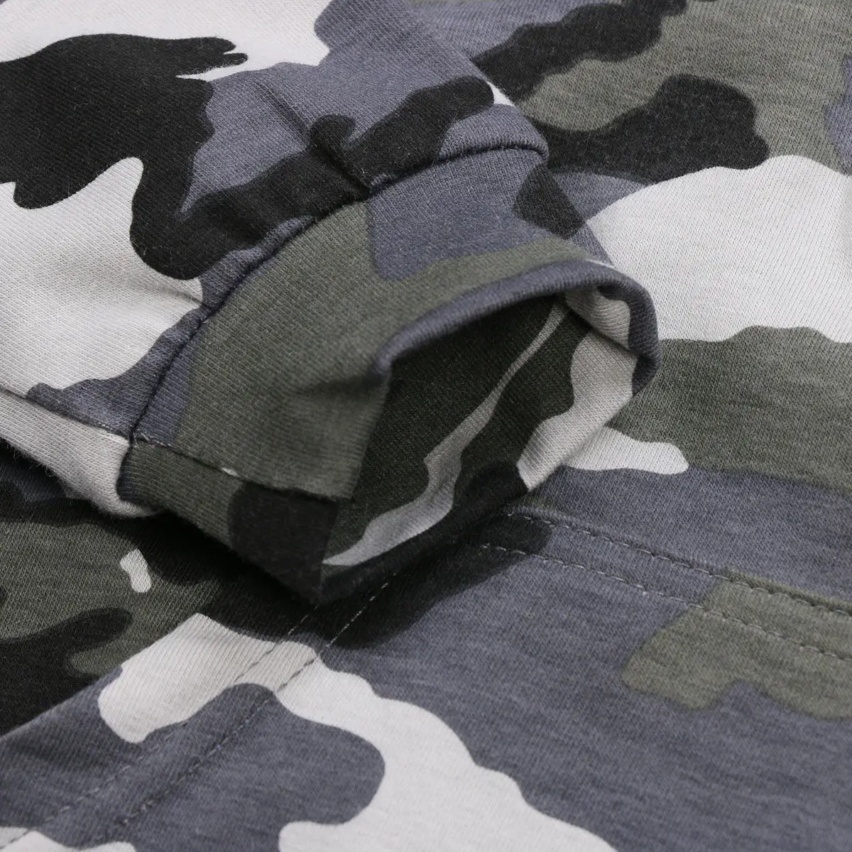 Infant Baby Boy Hooded Camouflage Romper Newborn Baby Camo Long Sleeve Romper Warm Spring Autumn Jumpsuit Outfit Boys 0-24M
Infant Baby Boy Hooded Camouflage Romper Newborn Baby Camo Long Sleeve Romper Warm Spring Autumn Jumpsuit Outfit Boys 0-24M