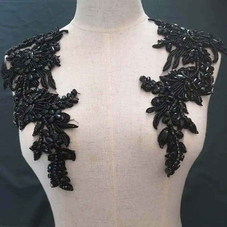 2 pcs silver Rhinestone bead applique, heavy bead handmade rhinestone florals motif bodice, crystal bridal headpiece
2 pcs silver Rhinestone bead applique, heavy bead handmade rhinestone florals motif bodice, crystal bridal headpiece