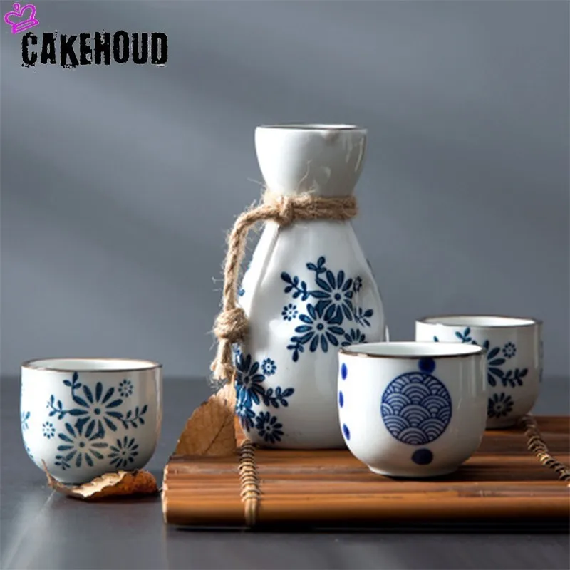 CAKEHOUD Japanese Retro Ceramic Wine Set Home Ceramic Pot Hip Flask Spirits Wine Glass Japanese Sake Set Drinking Utensils
CAKEHOUD Japanese Retro Ceramic Wine Set Home Ceramic Pot Hip Flask Spirits Wine Glass Japanese Sake Set Drinking Utensils