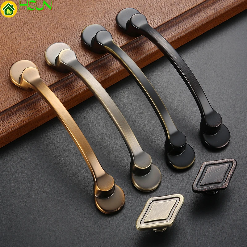 High Quality American Style Black Handles for Furniture Drawer Cabinet Kitchen Pull Handles Knobs Handle Wardrobe Z-1131
High Quality American Style Black Handles for Furniture Drawer Cabinet Kitchen Pull Handles Knobs Handle Wardrobe Z-1131