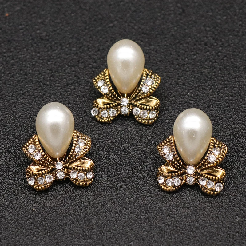10 Pcs Flower Decorative Buttons For Clothing Wedding Embellishment Baby Hair Accessories Rhinestone Flatback Buttons For Crafts
10 Pcs Flower Decorative Buttons For Clothing Wedding Embellishment Baby Hair Accessories Rhinestone Flatback Buttons For Crafts