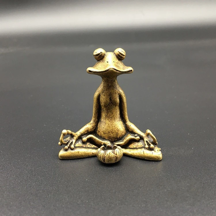 Collectable Chinese Brass Carved Lovely Frog Lotus Flower Tea Pet Incense Insert Exquisite Small Statues
Collectable Chinese Brass Carved Lovely Frog Lotus Flower Tea Pet Incense Insert Exquisite Small Statues