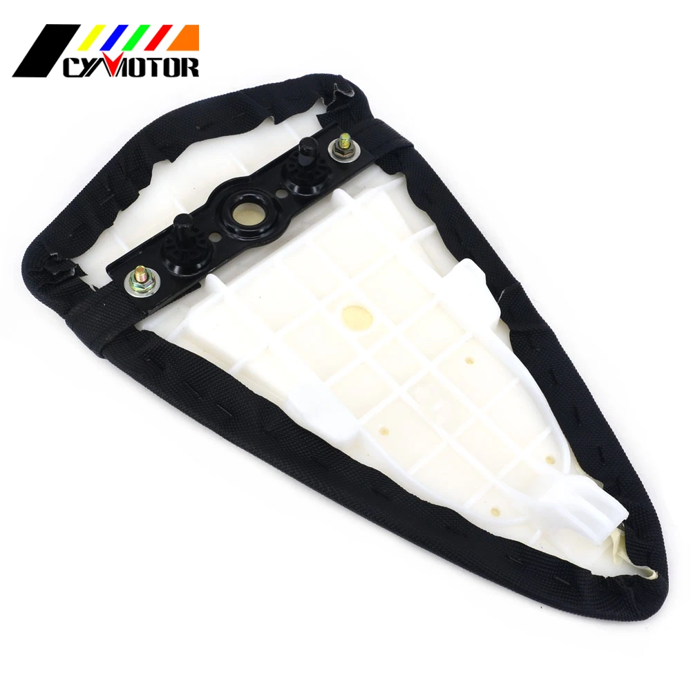 Motorcycle Rear Pillion Leather Soft Seat Cover For KAWASAKI NINJA ZX6R ZX-6R 2007 2008
Motorcycle Rear Pillion Leather Soft Seat Cover For KAWASAKI NINJA ZX6R ZX-6R 2007 2008