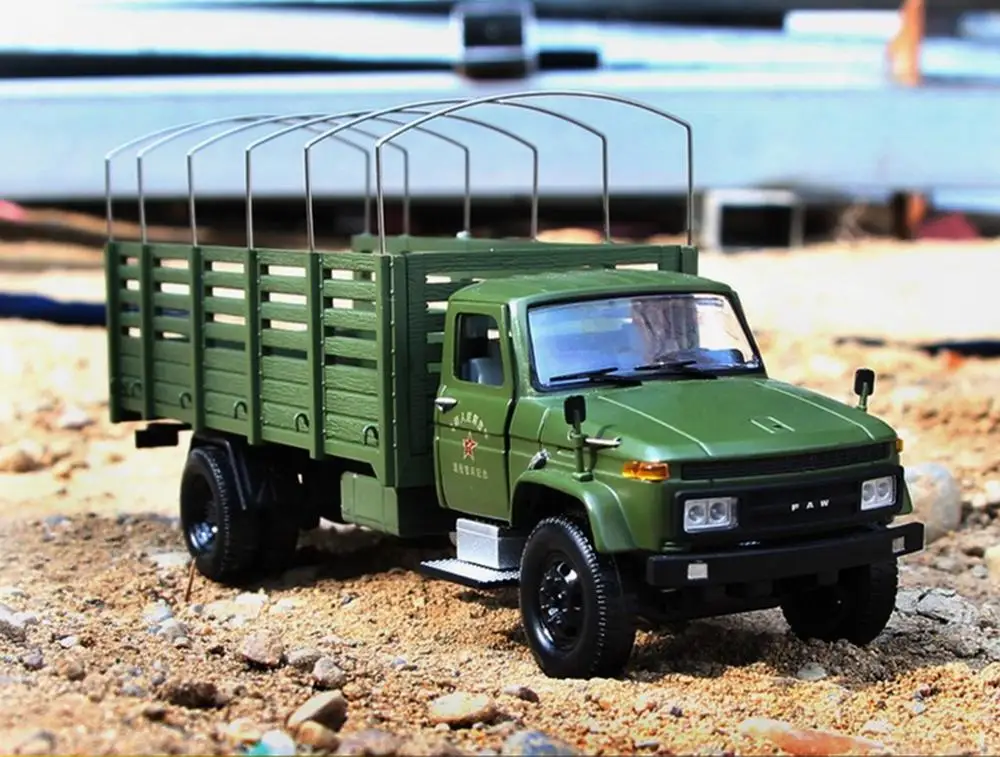 Модель военного грузовика в масштабе 1/50 FAW-JIEFANG CA141 из Китая, модель игрушки NIB1
Модель военного грузовика в масштабе 1/50 FAW-JIEFANG CA141 из Китая, модель игрушки NIB1