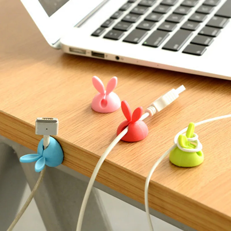 Cable Holder Portable Protector Management Device Phone Charging Accessories Desktop Plug Organizer USB Cable Hang Winder
Cable Holder Portable Protector Management Device Phone Charging Accessories Desktop Plug Organizer USB Cable Hang Winder