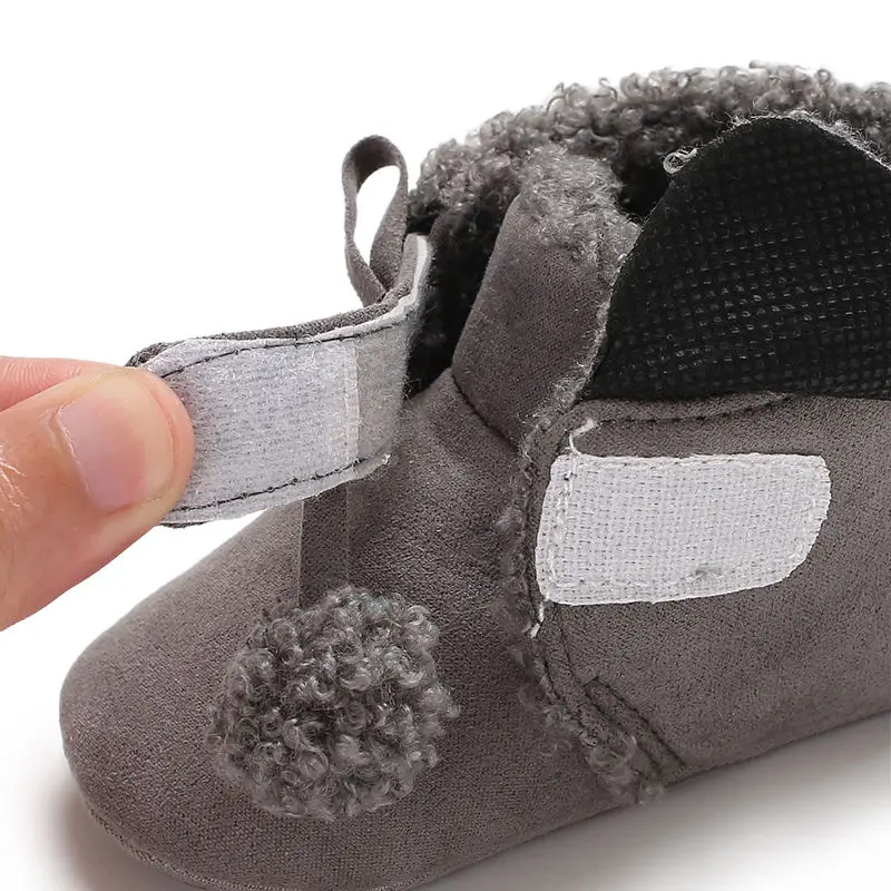 Cute Winter Soft Plush baby Booties Infant Anti Slip Snow Boots Warm ball Baby Girl Boy Soft Sole Boots
Cute Winter Soft Plush baby Booties Infant Anti Slip Snow Boots Warm ball Baby Girl Boy Soft Sole Boots