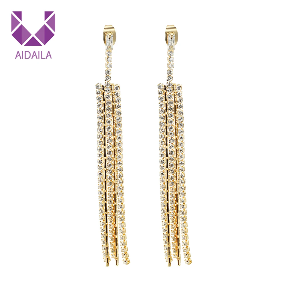 Women Long Dangle Drop Earrings with Rhinestone Korean Style Office Ladies New Fashion Jewelry Women Accessories
Women Long Dangle Drop Earrings with Rhinestone Korean Style Office Ladies New Fashion Jewelry Women Accessories