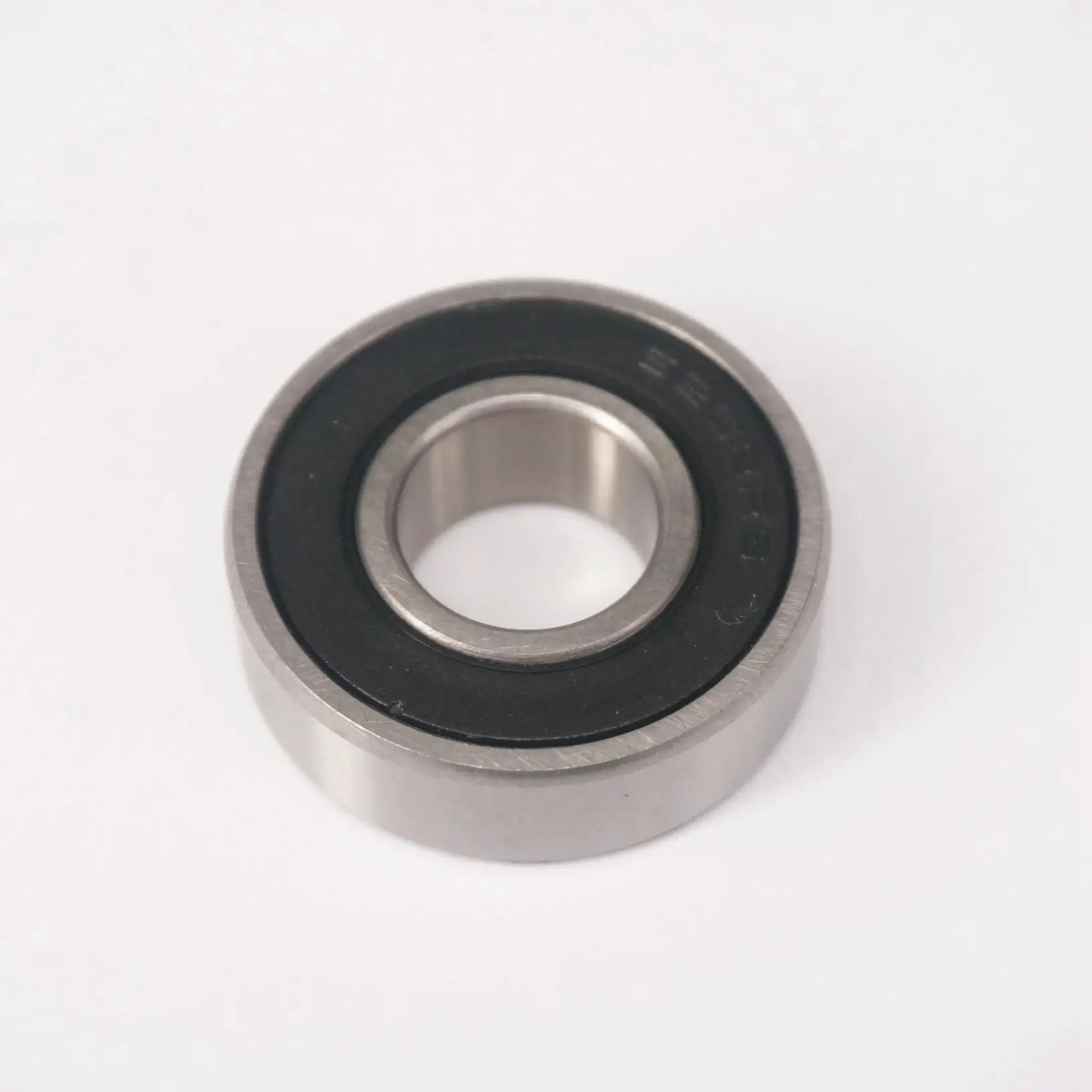 6303-2RS 17x47x14 мм ABEC1 тонкостенный шариковый подшипник с глубоким желобом 500 об/мин
6303-2RS 17x47x14 мм ABEC1 тонкостенный шариковый подшипник с глубоким желобом 500 об/мин