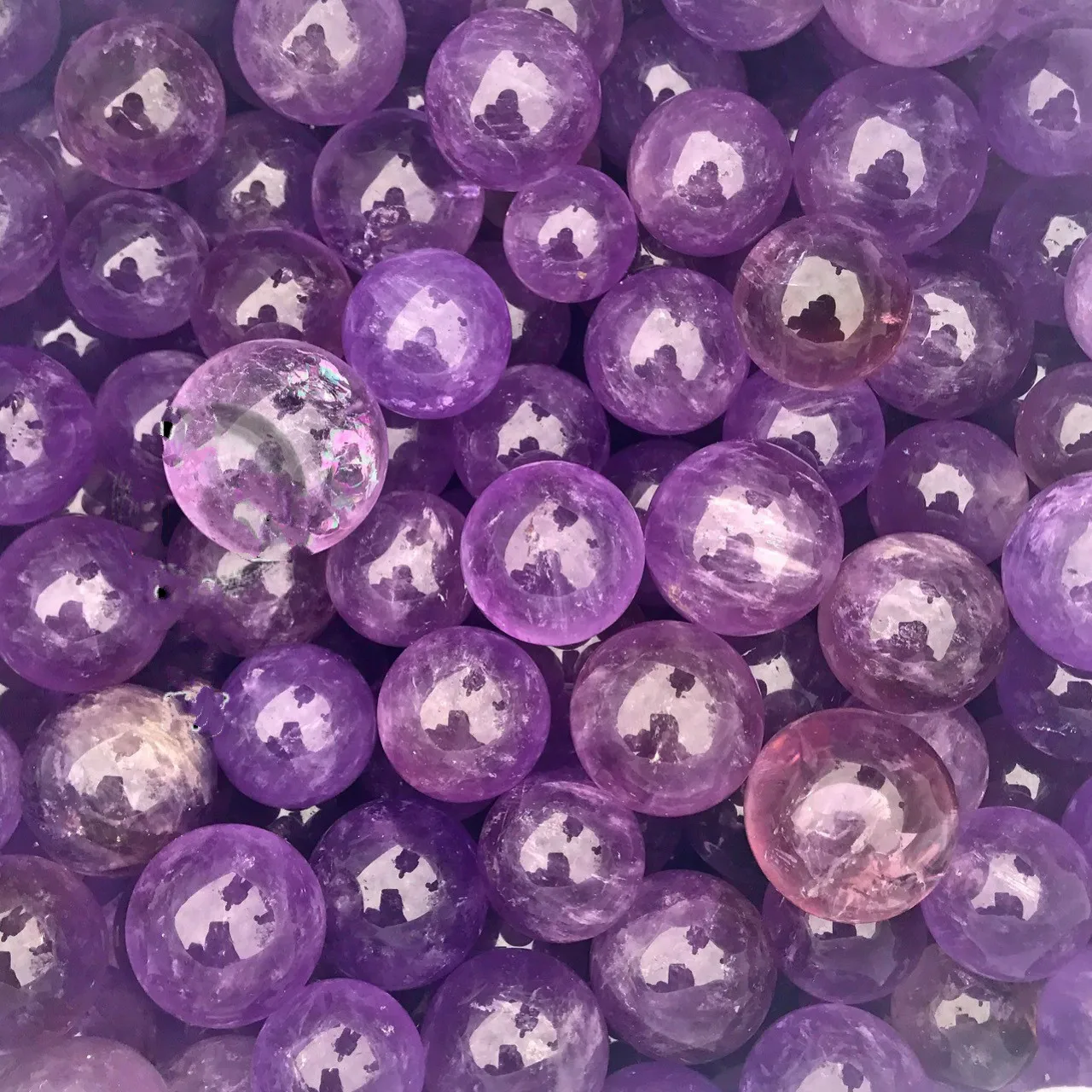 Natural amethyst ball Brazilian amethyst ball for the wholesale of Buddha water natur stones and crystals
Natural amethyst ball Brazilian amethyst ball for the wholesale of Buddha water natur stones and crystals