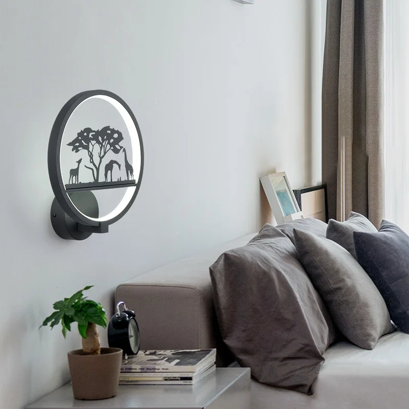 Creative Bedroom Bedside lamp Wall Mounted Black White Painted Ironware Ac 110-240v 15w Led Sconces Indoor Home Deco Wandlamp
Creative Bedroom Bedside lamp Wall Mounted Black White Painted Ironware Ac 110-240v 15w Led Sconces Indoor Home Deco Wandlamp