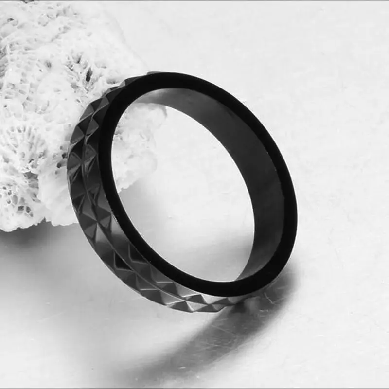 Elegant Black Titanium Women/Men's Stainless Steel Band Ring Wedding Size 5-8 Party Jewelry Ring Brand Fine Jewelry Gift
Elegant Black Titanium Women/Men's Stainless Steel Band Ring Wedding Size 5-8 Party Jewelry Ring Brand Fine Jewelry Gift