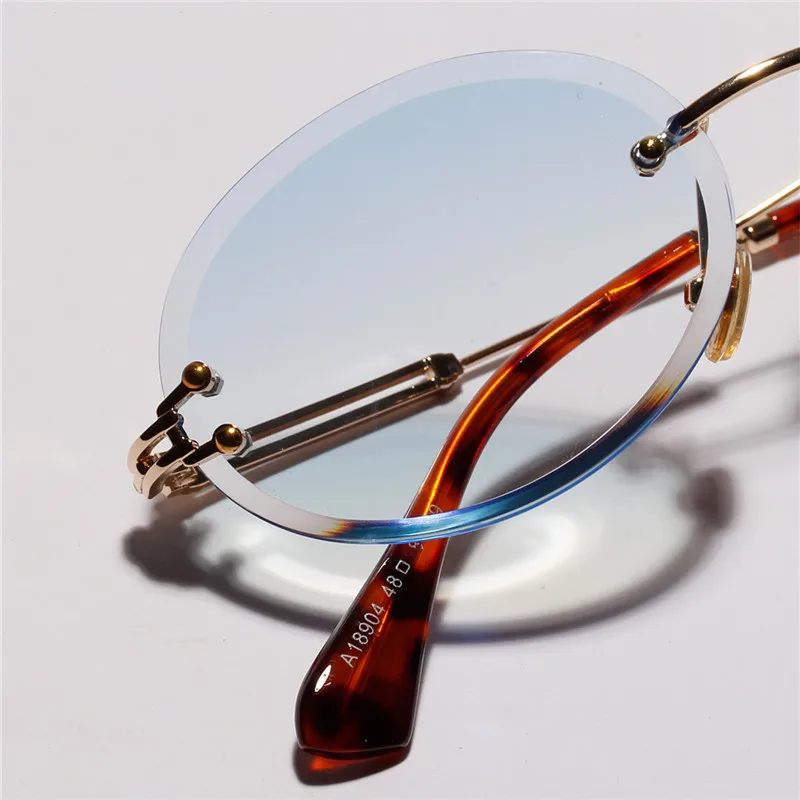 NYWOOH Women Oval Sunglasses Men Gradient Transparent Rimless Sun Glasses Retro High Quality Eyeglasses Fashion Trendy
NYWOOH Women Oval Sunglasses Men Gradient Transparent Rimless Sun Glasses Retro High Quality Eyeglasses Fashion Trendy