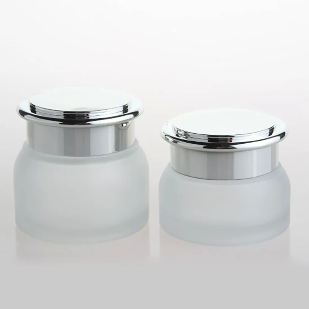Luxury cream frosted glass jar 30g cosmetic container with sliver screw cap wholesale
Luxury cream frosted glass jar 30g cosmetic container with sliver screw cap wholesale