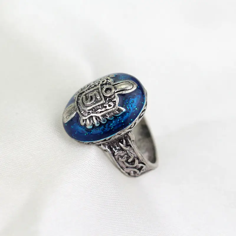 The Vampire Diaries Stefan Family Finger Ring Antique Retro Punk Ring Family Crest Ornaments High Quality 2019
The Vampire Diaries Stefan Family Finger Ring Antique Retro Punk Ring Family Crest Ornaments High Quality 2019