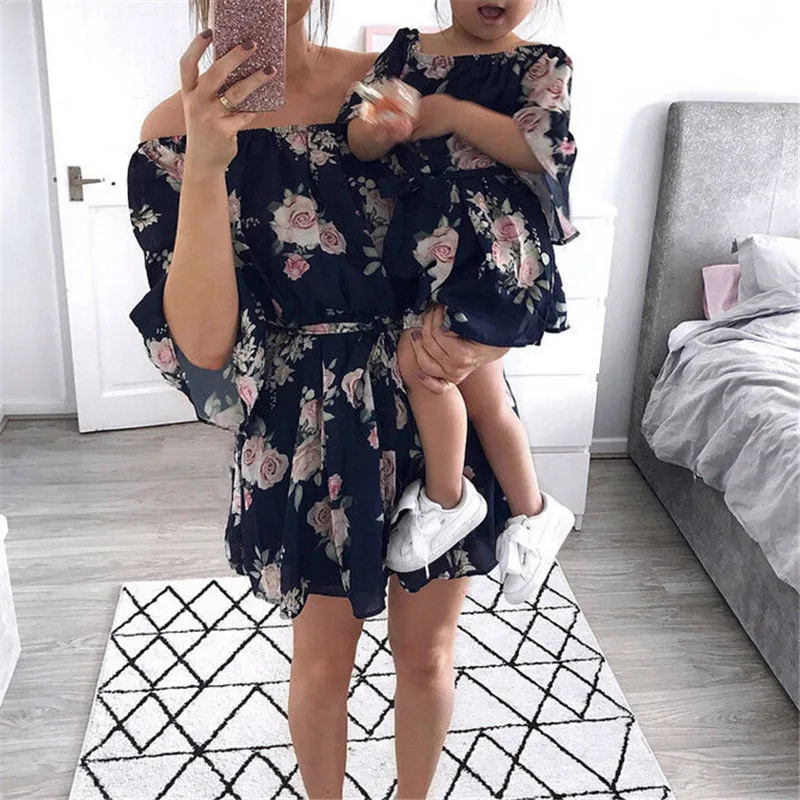 daughter dress fashion parent-child kid strapless dress family accessory clothing half sleeve print dress
daughter dress fashion parent-child kid strapless dress family accessory clothing half sleeve print dress