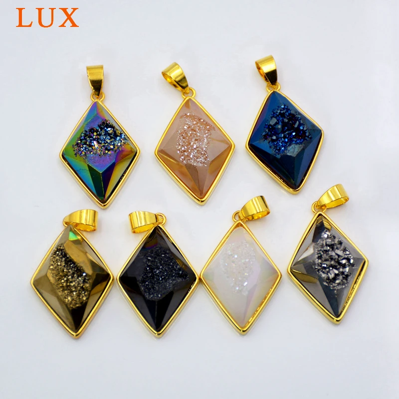 Rhombus shape Agates Druzy Geode pendant gold bezel drusy stone charms crystal drusy jewelry druzy supplier
Rhombus shape Agates Druzy Geode pendant gold bezel drusy stone charms crystal drusy jewelry druzy supplier